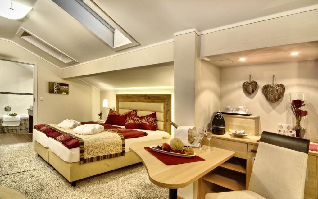 Hotel Neuhaeusl Superior Berchtesgaden Room photo